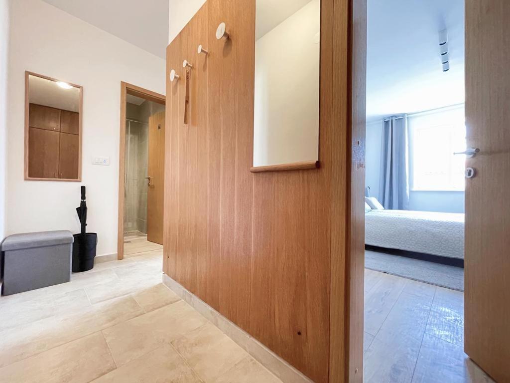 Caramel Comforts With Sea View In Stinjan Only 300 Meters From The Beach Pula Exterior foto
